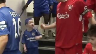 Main bola dengan nyaman hanya di adobet88