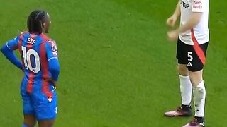 Menang Tapi Ga Respect????5 Cara Unik Pemain Bola Mengulur Waktu????
