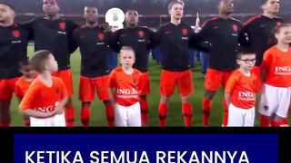De Jong tertawa karena gerakan dansa anak itu lucu, dianggap momen wholesome
