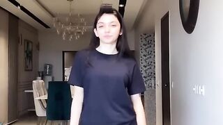 Aina Asif Eid Dressing | Tum Larkay Bhi Na actress Aina Asif