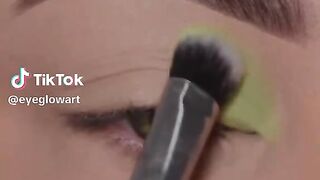 Glamours Eyes Makeover 7