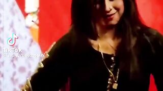Aqsa Malik mujir masti video viral plz 2