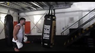 Fat AS Cant Even Move John Fury MOCKS Eddie Hall DROPPED IN SPARRING Before Tommy Fury Fight