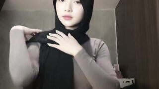 Hijab true