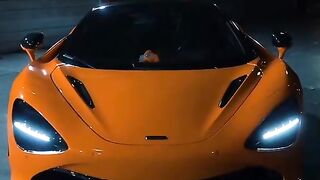 McLaren 720s Spider