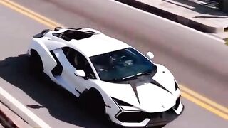 Lamborghini | Revuelto 3