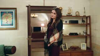 Uzak Sehir - Episode 62 - Part 3 (English Subtitles)