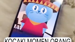 Lucunya bule belajar bahasa Indonesia ????