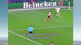 Dunia milik Olise, yang lain cuma ngontrak. ????????