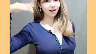 blonde nakal