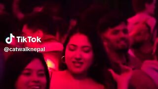 Friends Dance Party 4