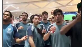 Detik-detik skuad Arsenal merayakan
