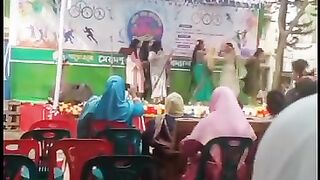 College Picnic Dance