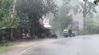 বৃষ্টির মূর্হত