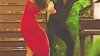 Bich mein Pushpa Kahan Se aaya ????