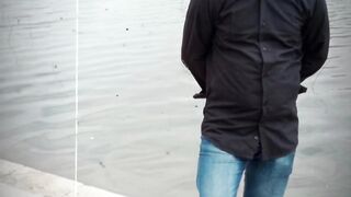 দাঁড়াতে হবে সৈনিকের মত