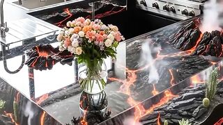 Super kitchen.