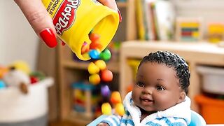 Hand tilts Container candy baby