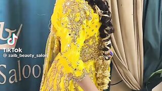 New Mehndi Latest Lengha Design 2
