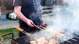 Шашлык из скумбрии.Ешь и худей.