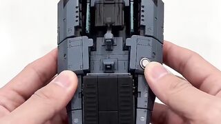 Visualisation of a mechanical transformation of an army ship _mechanical _transformation