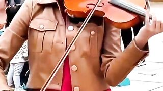 ♥️✨????#karolinaprostenko #relaxingmusic #instrumental #latenightvibes #violon  #streetmusician 2