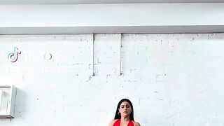 Hot Dance 17