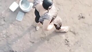 লুকিয়ে ভিডিও করলো