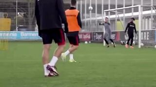 Xabi Alonso masterclass