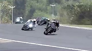 Kawasaki_H2_Went_From_Calm_to_Chaos_in_Ride_5_Game_ps5_#kawasaki_#kawasakininjah2r_#ride5gameplay(360p).mp4