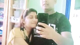 এই মানুষ টা এখনো ভালবাসি