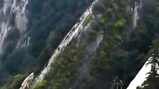 3 Dangerous Place In China ????