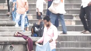 ভাইরাল ভিডিও গোসল