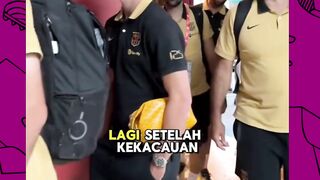 Setuju nggak kalau manajemen Barca sekarang lagi 'blunder' terus?