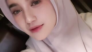 Hijab close