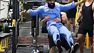 Anatoly Shocking ---- prank with bodybuilders _anatoly _anatolyprank _bodybuilding(3