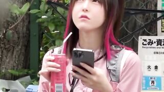 Streamer di ikuti penggemar 2
