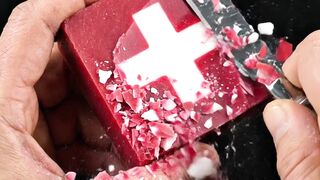 Swiss Flag Soap Crumbles So Precise ????????❤️ #shorts