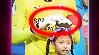 Momen Respect Pemain Pada Anak Maskotnya ????