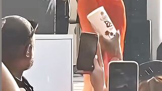 শিল্পীর মায়ের