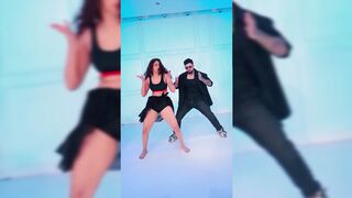 Indian Girl Riya Sood Dance 4