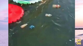 Mengumpulkan Sampah Disungai Dengan Alat River Clean!  versi bola88