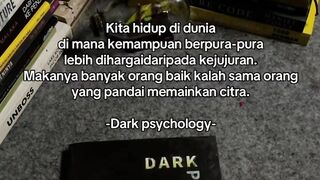 Di dunia sekarang, "kelihatan baik" terkadang jauh lebih laku daripada "beneran baik".