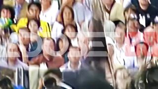 Adobet88 | Aksi Pesepak Bola Di Atas Rumput Hijau 6
