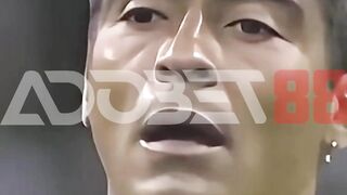 Adobet88 | Aksi Pesepak Bola Di Atas Rumput Hijau 7