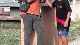 ভিডিওটি একবার দেখলে আপনি হাসতে বাধ্য হবেন