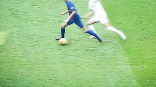 Hari di mana Toni Kroos sadar:  jangan pernah melakukan press kepada Busquets. 2
