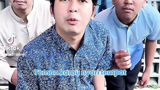 tutup akun yup && hubungi kontak layanan yup 08/17/766/124