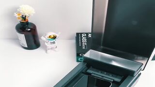 Say Goodbye to Bubbles! Watch This Automatic Screen Protector Machine!