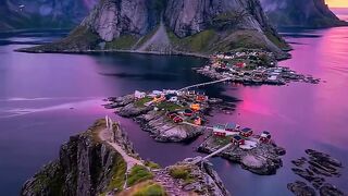The Magical Glow of Reinebringen